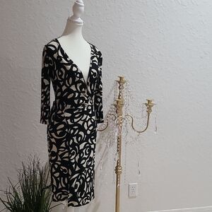 London Times Black and Cream Long Sleeve Dress
